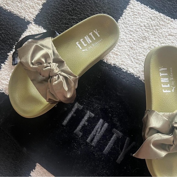 Fenty x Puma olive green slides - Picture 2 of 5